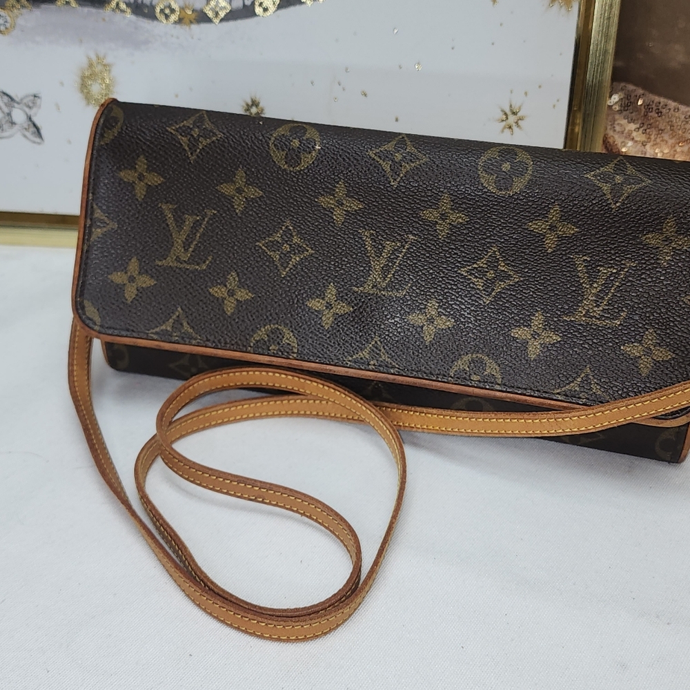 Authentic Louis Vuitton Twin Pouchette GM with Dust Bag & Paperwork - Picture 17 of 17